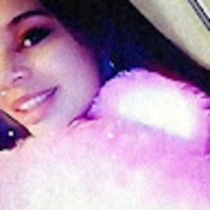 Meet your Posher, Dezanikqia